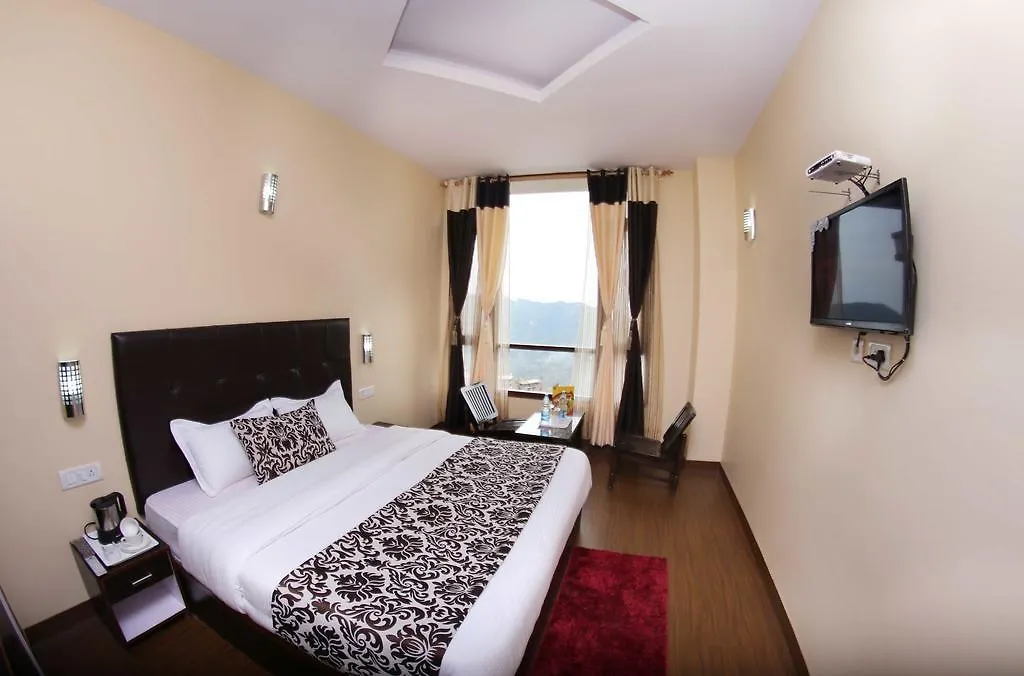 The Grand Welcome Hotel Shimla 3*,